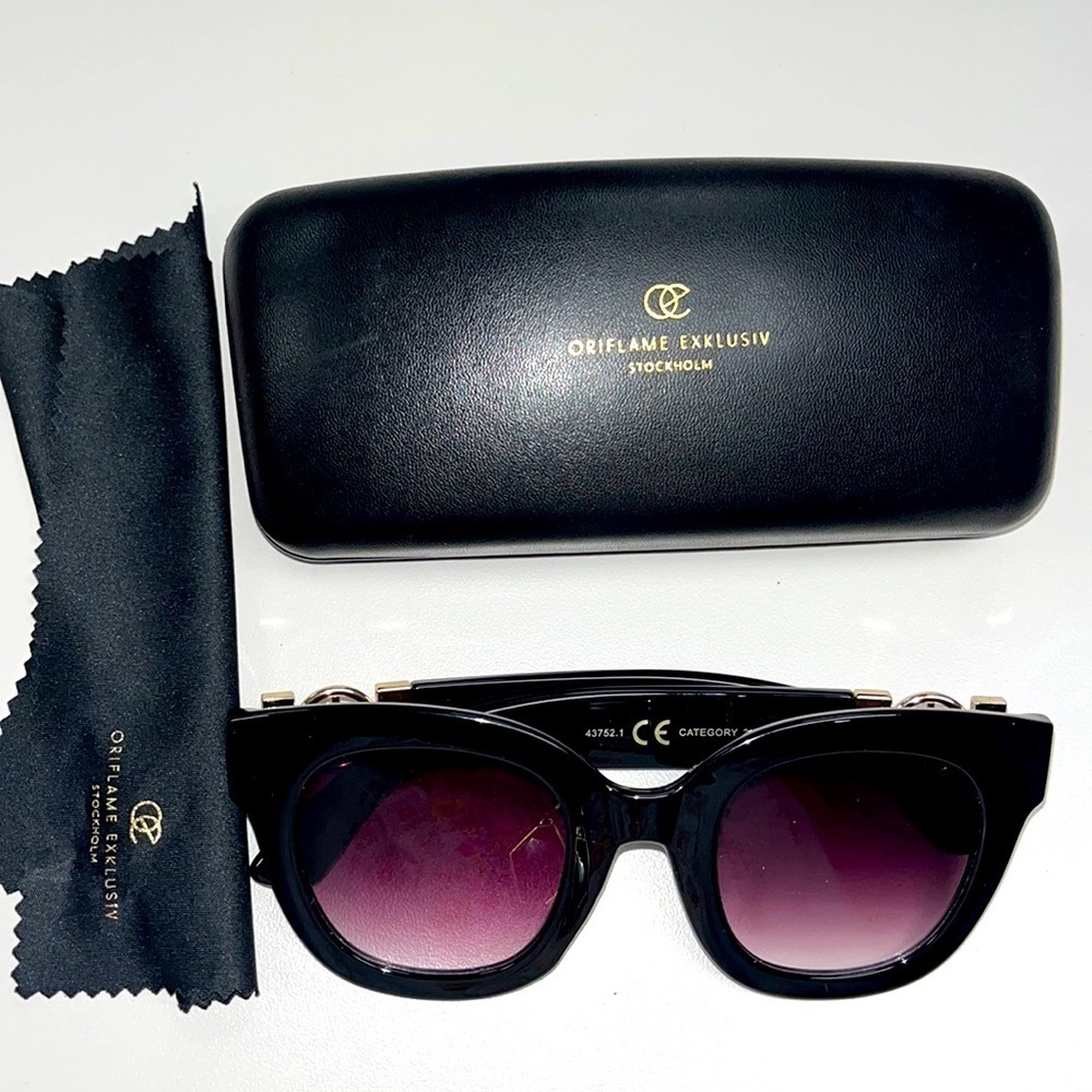 Oriflame ladies square shaped sunglasses, cleaning cloth and case